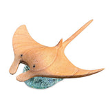 Manta Ray on Ocean Spray 18cm